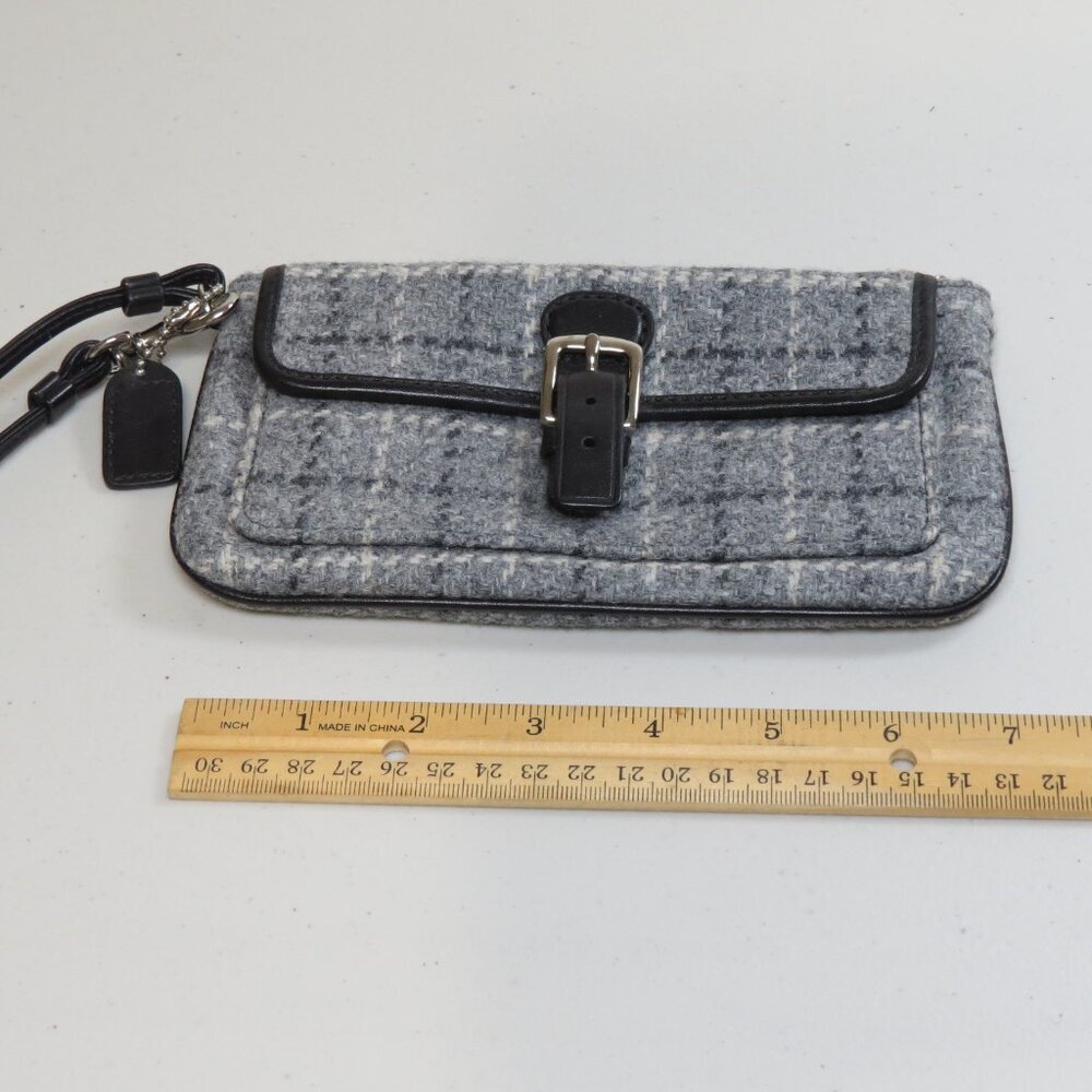 Coach Corner Zip Wristlet Purse - Picture 2 of 6